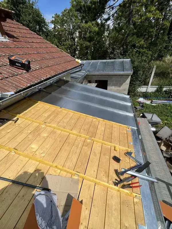 installation-descente-eaux-pluviales-ms-couverture